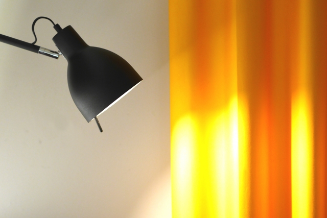 マズローの欲求５段階説と不登校のイメージ